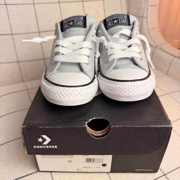 Converse Chuck Taylor All Star Pull On Laces Kids Gray Sneakers 13 NWT - Picture 2 of 8